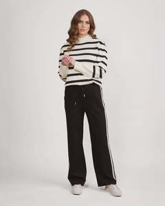 Vassalli Weekend Pant | Black 2 Point