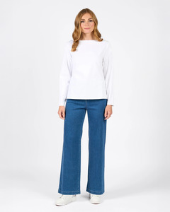 Tees Tanks 1: Vassalli Boat Neck Long Sleeve Tee | White