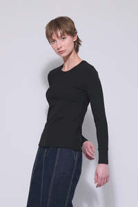 Neris Noah  L/S Tee | Black