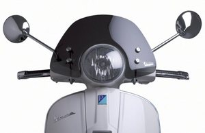 Products: Clear or Smoked Flyscreen for GTS Super 150/300 - GTS 300 Supersport / Supertech - Vespa Auckland