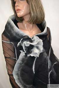 Gray and black woolen brooch 4223