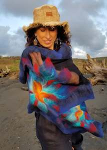 Frontpage: Shawl – Nuno Felted Merino Wool & Silk, Blue Red Flower Wrap, Elegant Wedding Guest Shawl, Personalised Gift, Handmade in New Zealand
