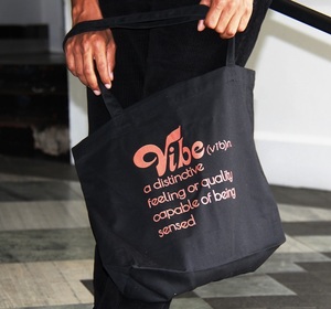 Products: Vibe tote bag – Large organic O