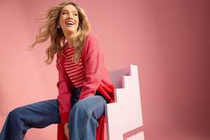 Preorders Haven: La Paz Tshirt - Chilli