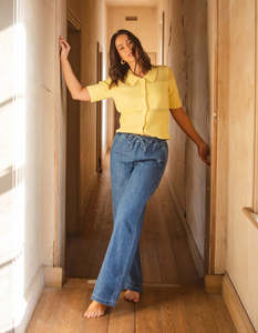 Sale: Delvine Jean Mid Blue