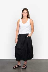 Bottoms: Cyrus Skirt Black Contrast