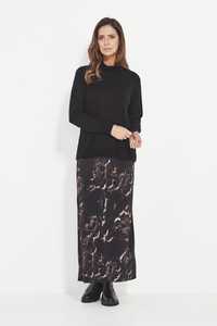 Knits: DUCHESS SWEATER BLACK