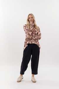 Jeans: Renegade Jean Black
