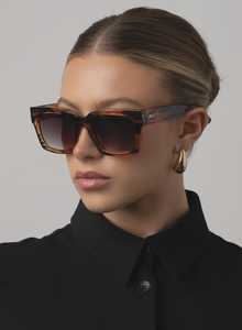 Alba Tort/Brown