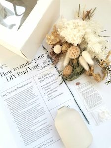 Products: DIY Dried Flower Kit - Bud Vase - Gift Boxes Dried flowers Hire flowers Dried wedding Flowers