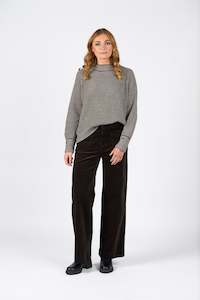 Knitwear: Mia Sweater-Black/Oat