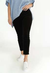 Humidity: Queen cord jean