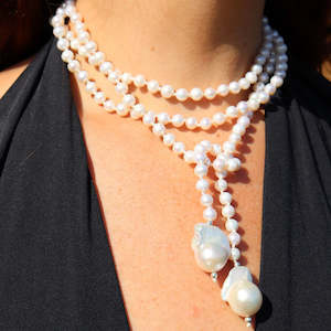 Fabuleux Vous Jewellery: Silver Perle Baroque Pearl Necklace