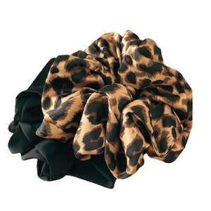 Womens Accessories: Extra Large Scrunchie