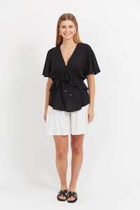 Tops: Jardin Frill Top