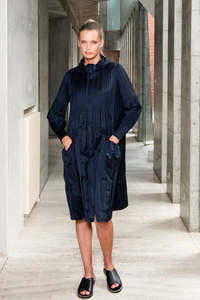 Outerwear: Windbreaker MID