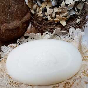 Soap: French Fleur de Coton Bee Soap