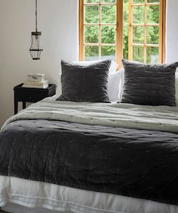 Bed And Bath: Coal Velvet Bedspread King