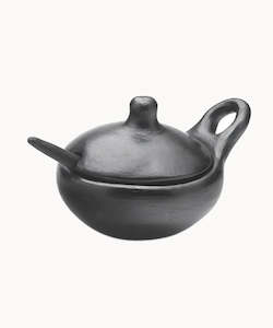 La Chamba Cookware: La Chamba Sauceboat with Lid & Spoon (3Pce)