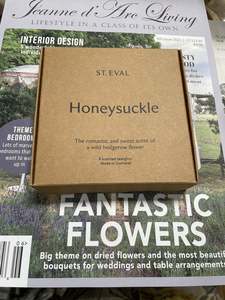 Candles: ST. EVAL Tealight Honeysuckle