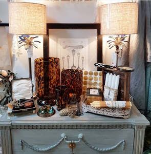 Tea Light Houses: Tortoiseshell Hurricane Lamp