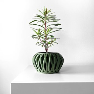 Serik Planter with Drip Tray