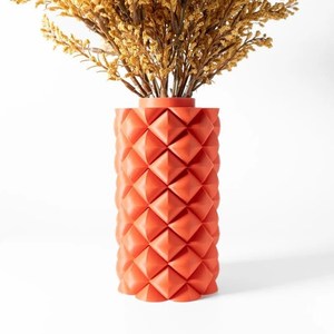 Products: Kani Vase