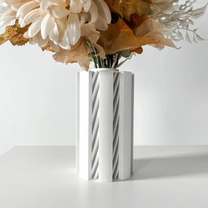 Products: Landis Vase