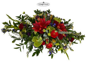 Flower Bouquets: Funeral Flowers Casket Spray