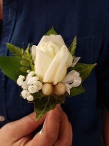Balls: Buttonholes