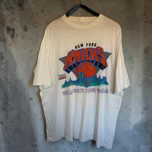 New Arrivals: New York Knicks 1993 NBA Playoffs T-Shirt (XL)