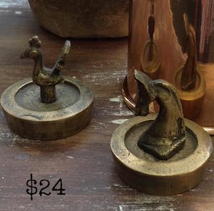 General: Small Brass Weight: rooster / horse
