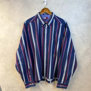 [REWORKED] Vintage Tommy Hilfiger Cropped Shirt (XL)