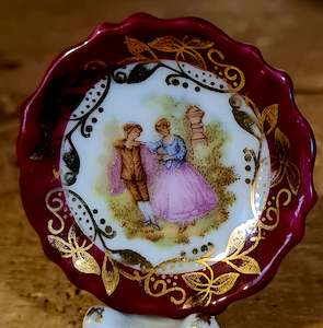 Funiture: Vintagepickers vintage Miniature Limoges Plate.