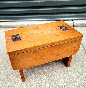 Funiture: Vintagepickers Shoe Box