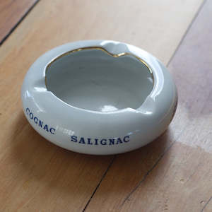 Smoking: Vintage Pickers Ash Tray - Cognac Salignac Rare