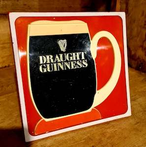 Signage: Vintagepickers advertising