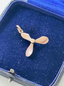 Jewellery 1: 14ct Rose Gold Propeller Pendant