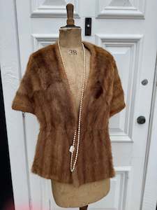 Vintage Furs: Stunning Antique Chestnut Shawl Greenberg Bros Christchurch OSFA
