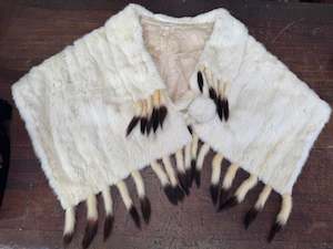 Vintage Furs: Stunning Vintage Ermine Cape/Shawl