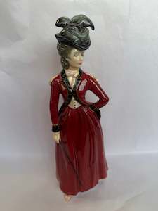 Porcelain: Royal Doulton "Lady Worsley" (HN3318)