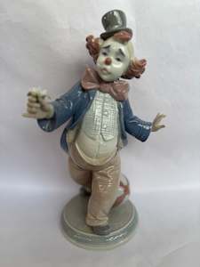 Porcelain: lladro For A Smile 6937