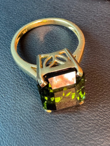 Yellow Gold: The Colour That Stops a Room 18ct Yellow Gold Green Tourmaline Ring - 10.87ct Nigerian Vivid Green