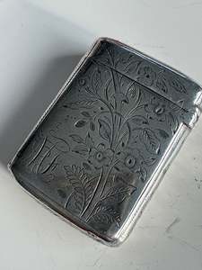 Vesta Case: Australian Silver Vesta Case