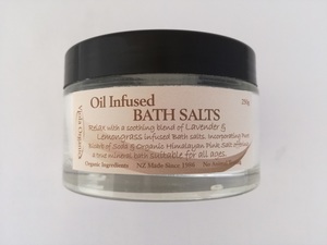 Products: Oil Infused Bath Salts 250g - Viola Organics