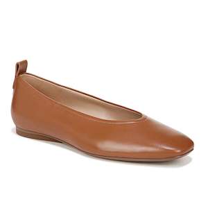 Naturalizer Icons: Carla Flat - English Tea