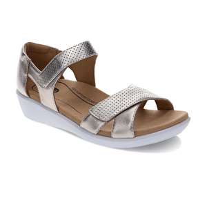 Scholl: Taytay Wedge Sandal - Champagne