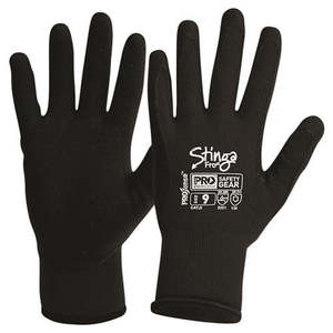 Freezer Gear: STINGA FROST INSULATED GLOVES 15GUAGE - PVC Coated and Water/Oil Repellent, Lightweight and Breathable