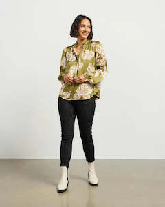 Evelyn Blouse -Khaki Hon honeydew