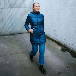 Moke: Sarah Women's 90/10 Packable Down Coat - Moonlight